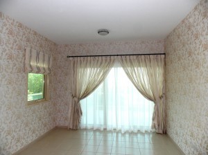 Curtains,-Sheers-and-wall-paper-of-Living-Room-Greens-Dubai  