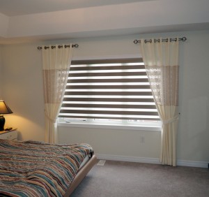 Eyelets Curtains with Duplex Blinds of Bed Room  